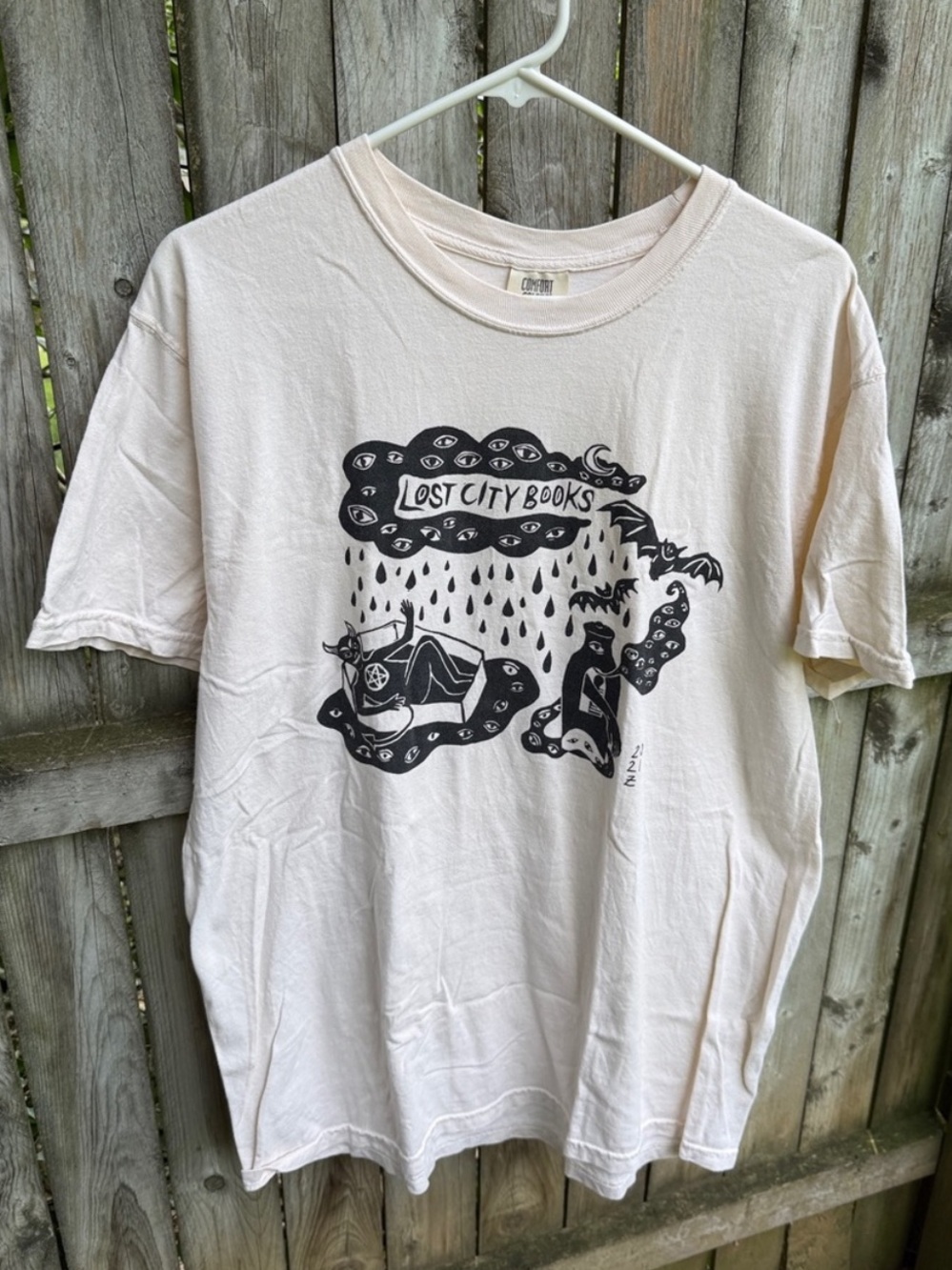 Lost City Books Limited Edition cotton T-shirt Comfort Colors devil eyes cloud L